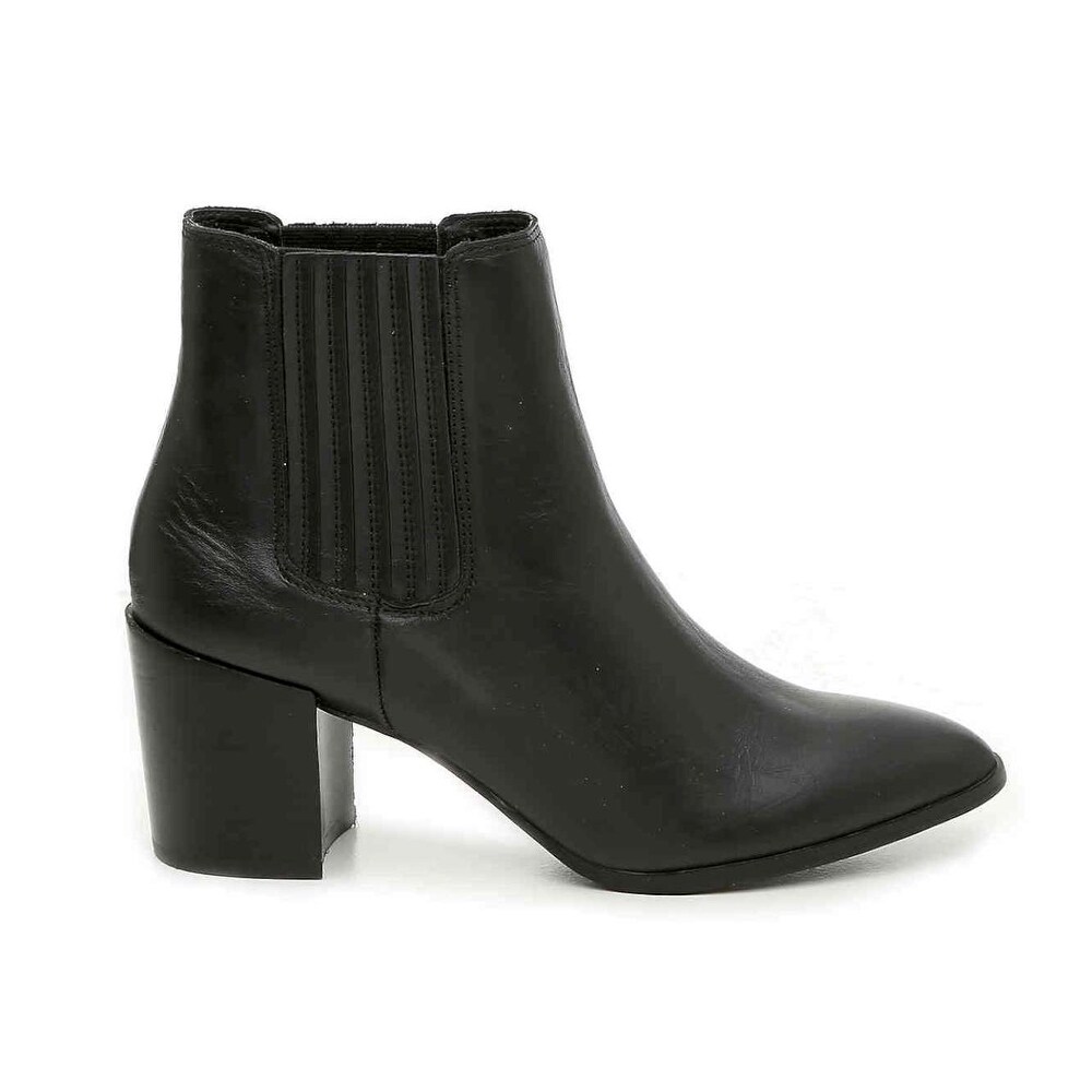 Steve madden natalia bootie clearance