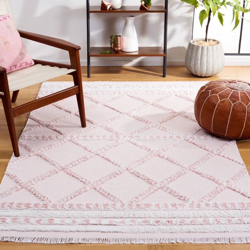 SAFAVIEH Augustine Saori Rustic Trellis Fringe Rug - 2'10" x 5' - Pink/Ivory