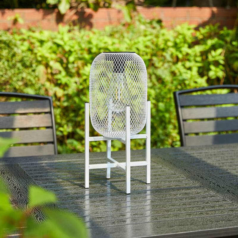 Glitzhome Metal Mesh Solar Powered Waterproof Outdoor Lanterns with Stand