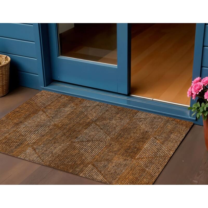 HomeRoots Geometric Transitional Rectangle Outdoor Rug - 3' x 5'