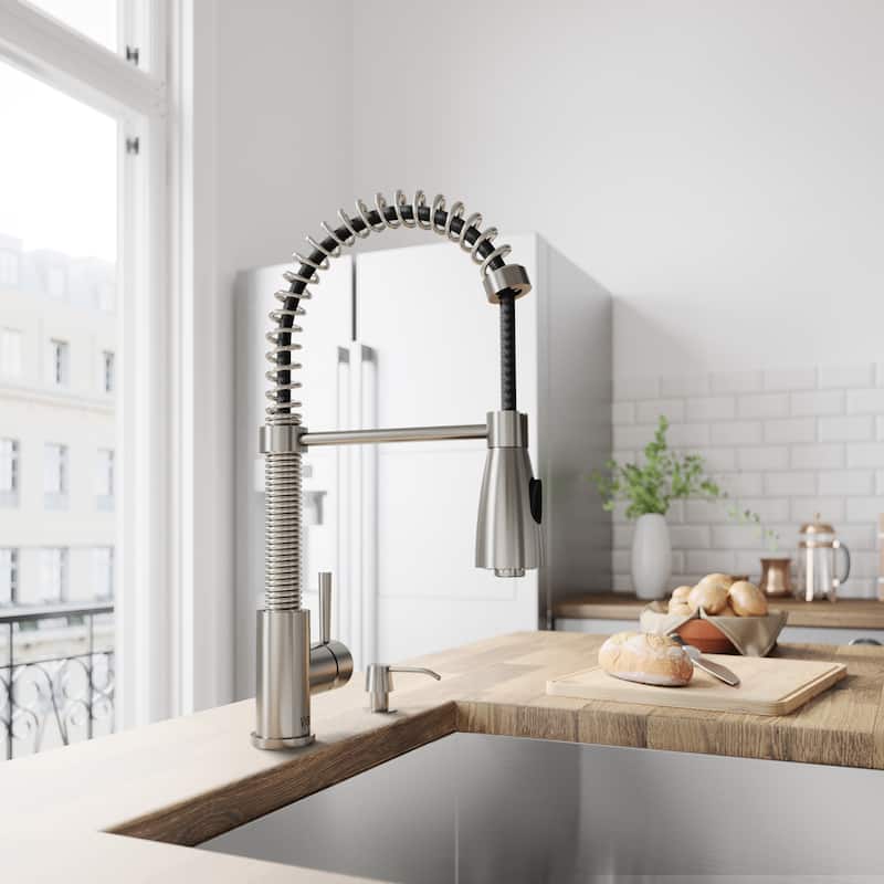 VIGO Brant 19" H Single Handle Pull-Down Sprayer Kitchen Faucet