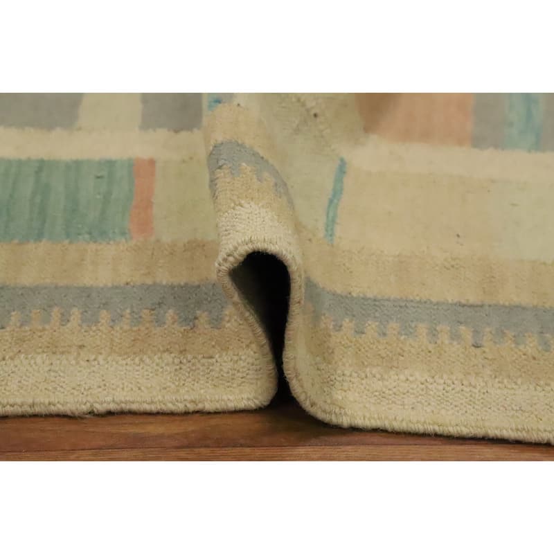 Hand Woven Oriental 100% Wool Carpet Southwestern Modern Multi-Colored Kilim Area Rug - 5' 8'' X 4' 0''