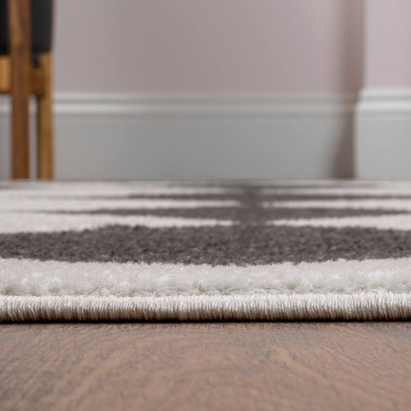 JONATHAN Y Porter Classic Geometric Diamond Pattern Rug