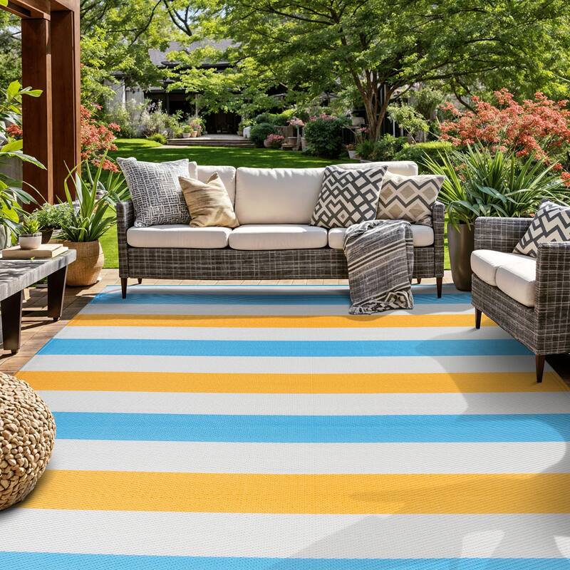 World Rug Gallery Contemporary Stripe Reversible Recycled Plastic Outdoor Rugs - 3'x5' - Multi