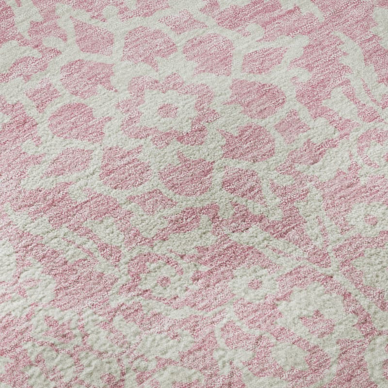 Premium Washable Super Soft Traditional Mekenzie Mayfield Rug