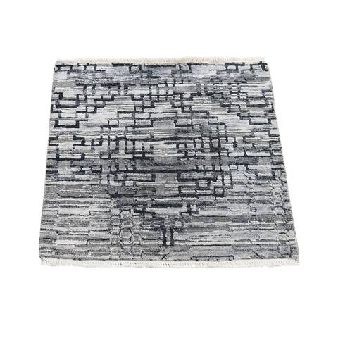 Shahbanu Rugs Gray, Modern Design, Silk with Textured Wool, Hand Knotted, Sample Fragment, Oriental Rug (2'0" x 2'0")