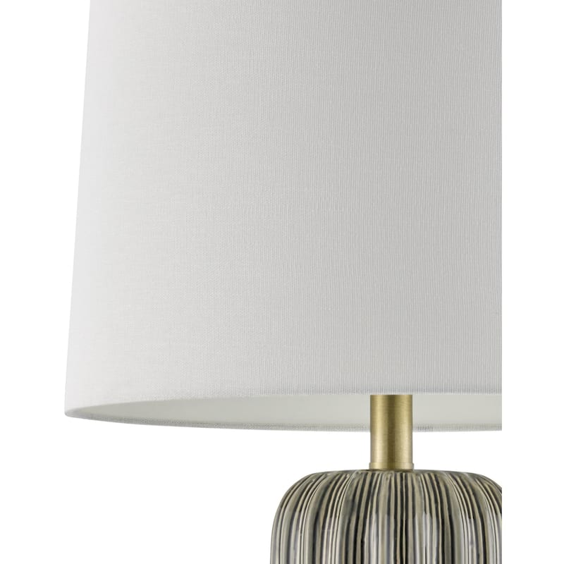 Livabliss Sagres Traditional Accent Table Lamp