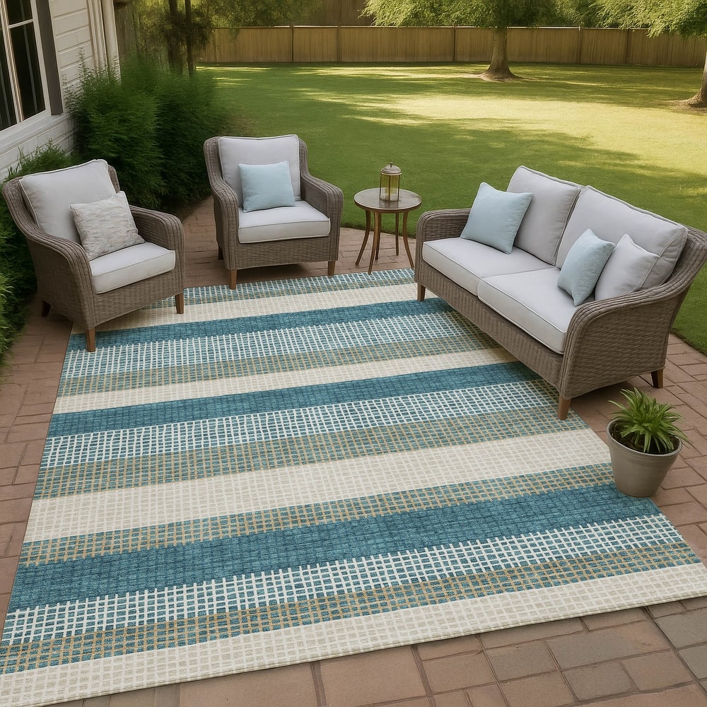 Machine Washable Indoor/ Outdoor Cabana Stripe Chantille Rug