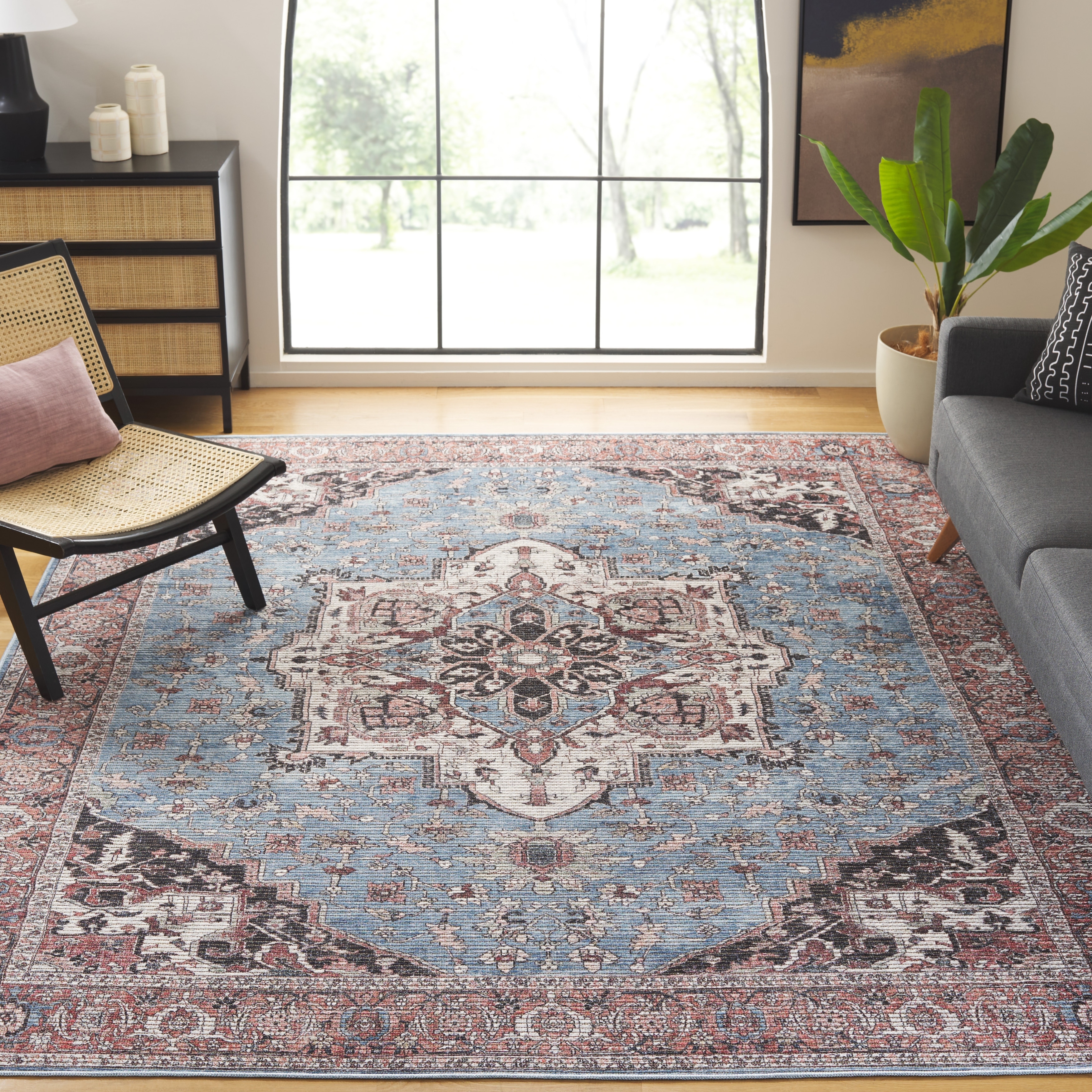 SAFAVIEH Riviera Machine Washable Vannie Slip Resistant Oriental Rug