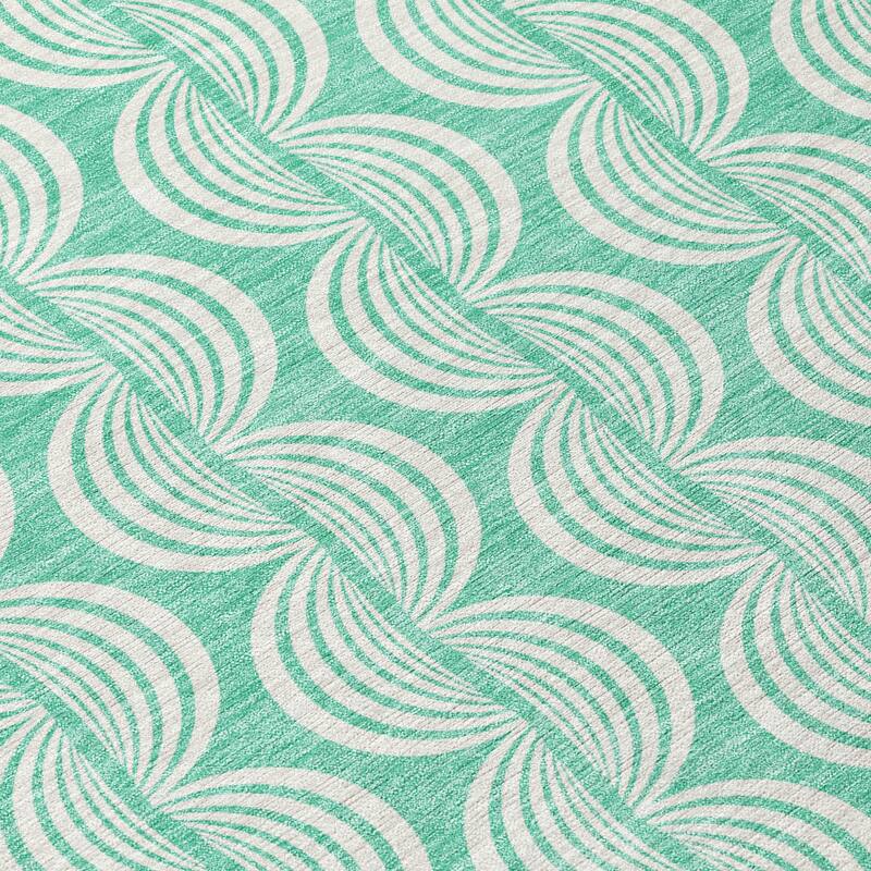 Machine Washable Indoor/ Outdoor Wavy Modern Chantille Rug