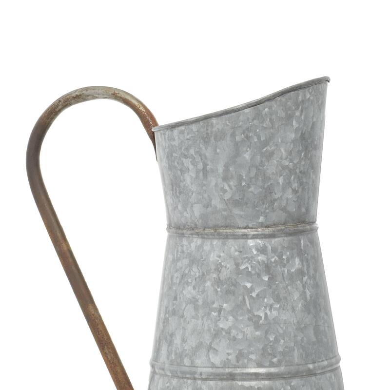 Metal Planter - Roche River Decor