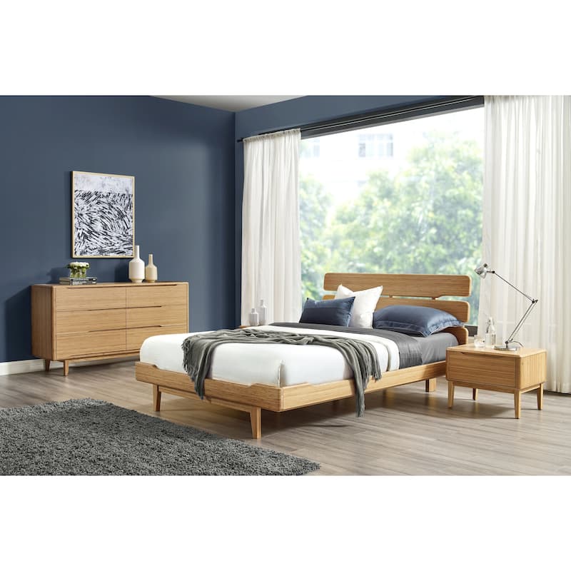 Dylan 4pc King Platform Bedroom Set with Dresser in Golden