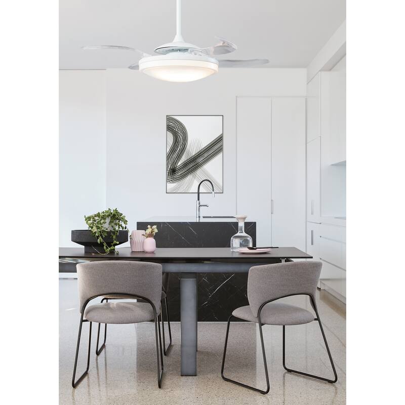 Fanaway Evo2 Retractable 4-blade Lighting with Remote Ceiling Fan