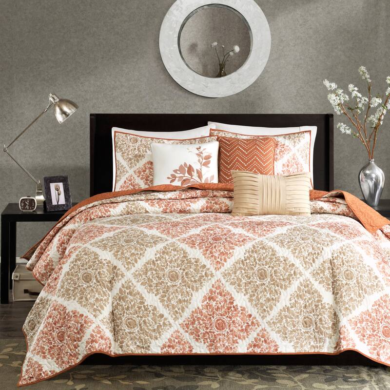 GDF Studio - 6 Piece Printed Reversible Quilt Set with Decorative Pillows