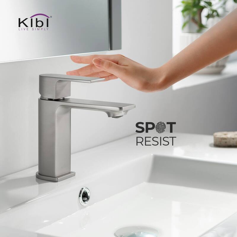 Lead-free Solid Brass Single Handle Bathroom Vanity Faucet with Hose
