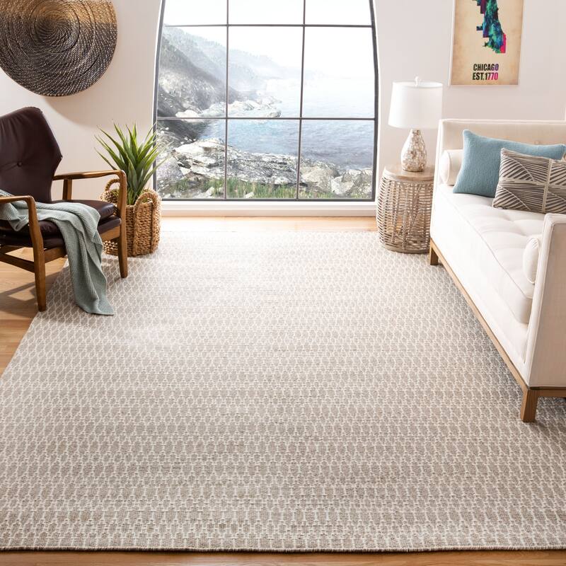 SAFAVIEH Handmade Oasis Pieternel Casual Wool Rug - 8' x 10' - Beige/Ivory