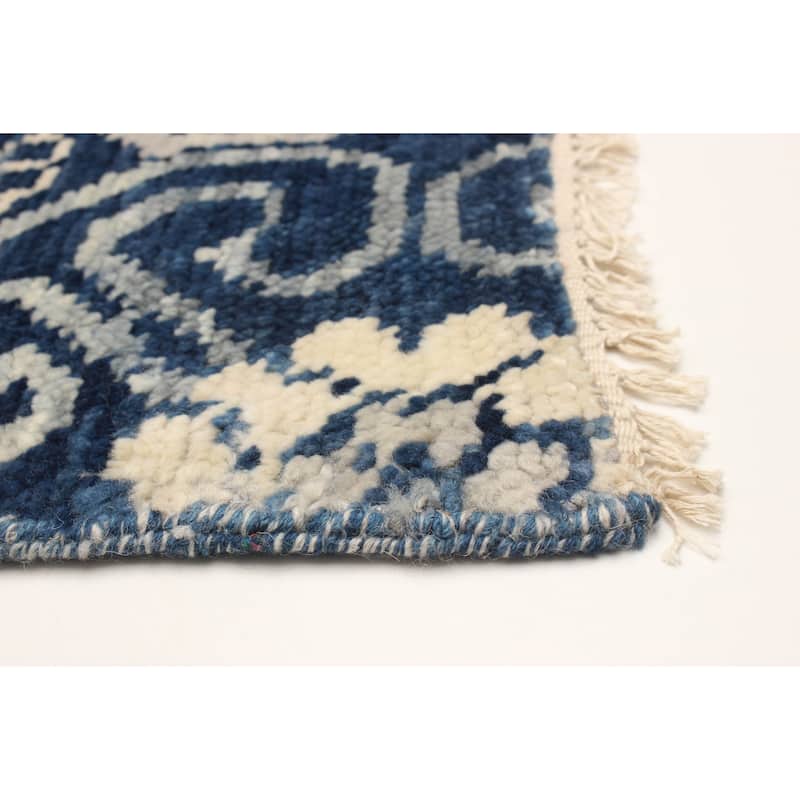 ECARPETGALLERY Hand-knotted Mystique Dark Blue Wool Rug - 2'4 x 6'2