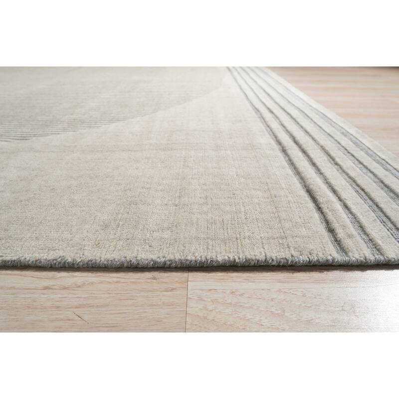 Hand-Tufted Wool Modern Tufted Loop Rug, 5' x 8', Light Brown Area Rug, Luxurious Soft Texture for Home Interiors - L