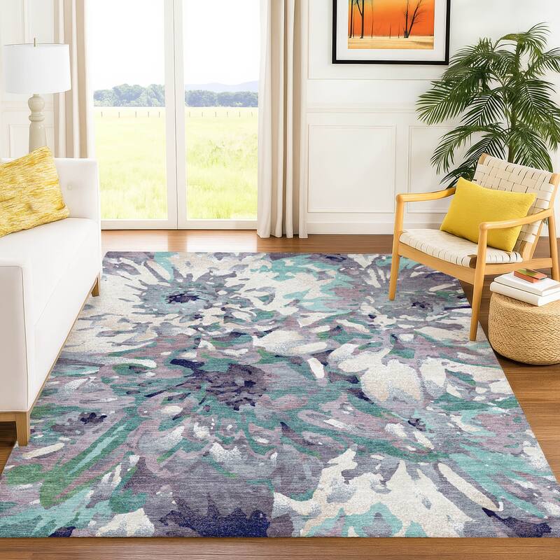 Machine Washable Indoor/ Outdoor Abstract Floral Chantille Rug