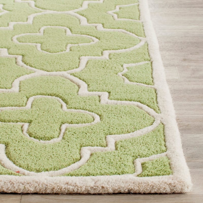 SAFAVIEH Handmade Chatham Franziska Modern Wool Rug