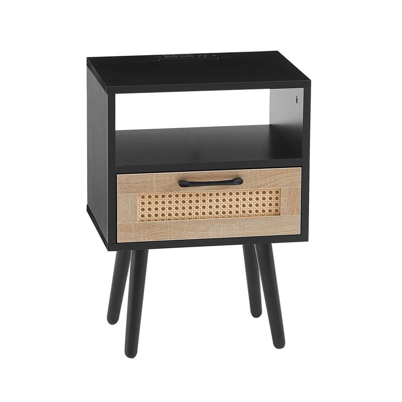 Rattan End table with Power Outlet & USB Ports