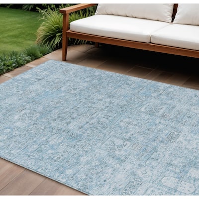 HomeRoots Floral Transitional Rectangle Outdoor Rug
