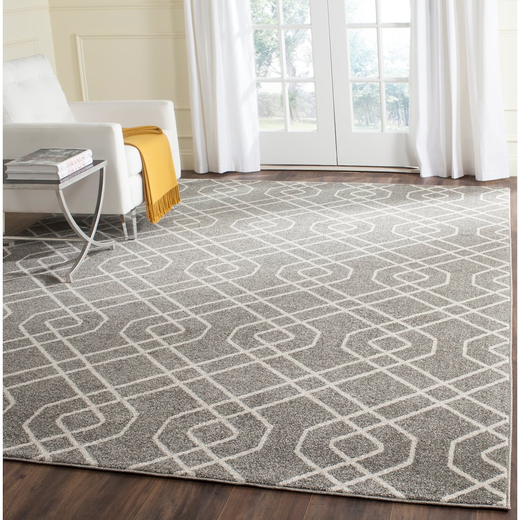 SAFAVIEH Amherst Aureliane Modern Rug