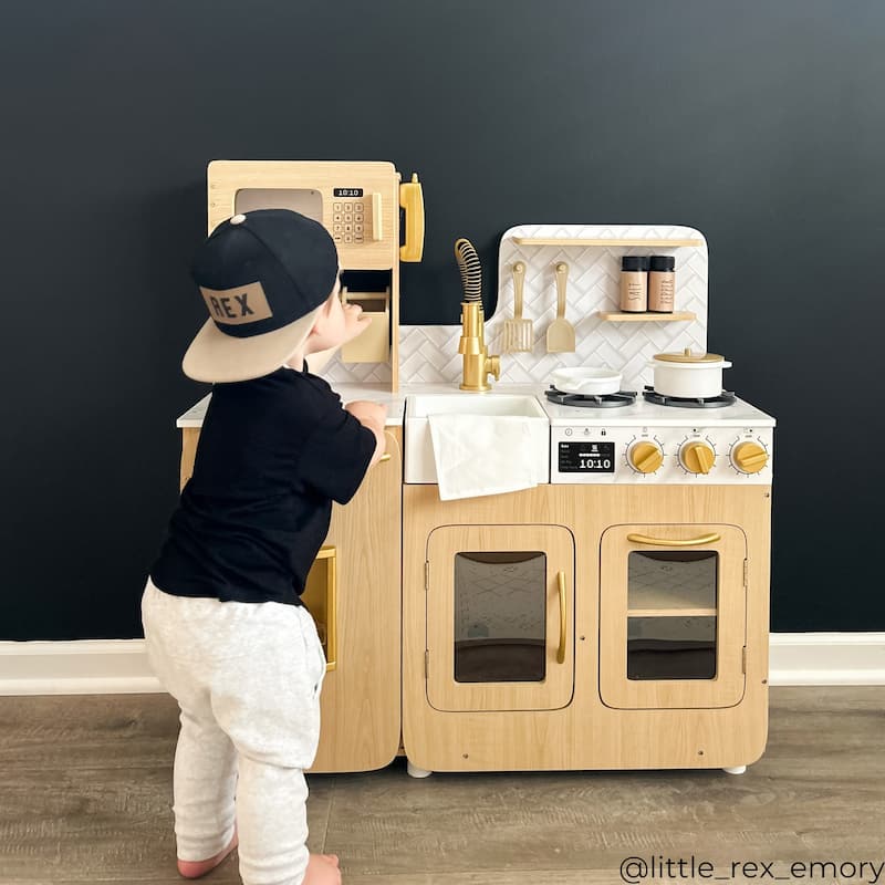 Teamson Kids Little Chef Wooden Play Kitchen for Toddlers, Kitchen Pretend Play with 14 Accessories for Ages 3-5