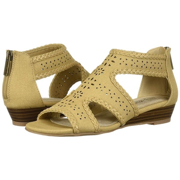 Easy Street Womens 30-1726 Leather Open Toe Casual Ankle Strap Sandals. Opens flyout.
