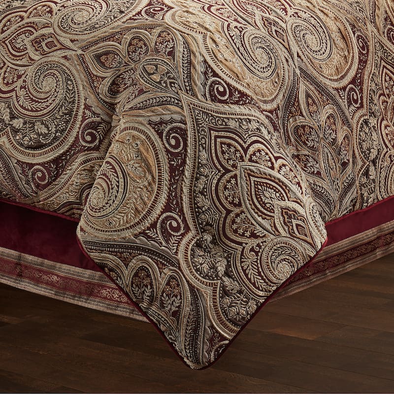 J. Queen New York Calistoga Comforter Set - Queen