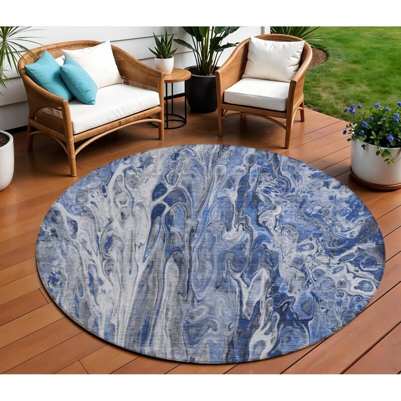 HomeRoots Abstract Contemporary Rectangle Outdoor Rug - 8' Round
