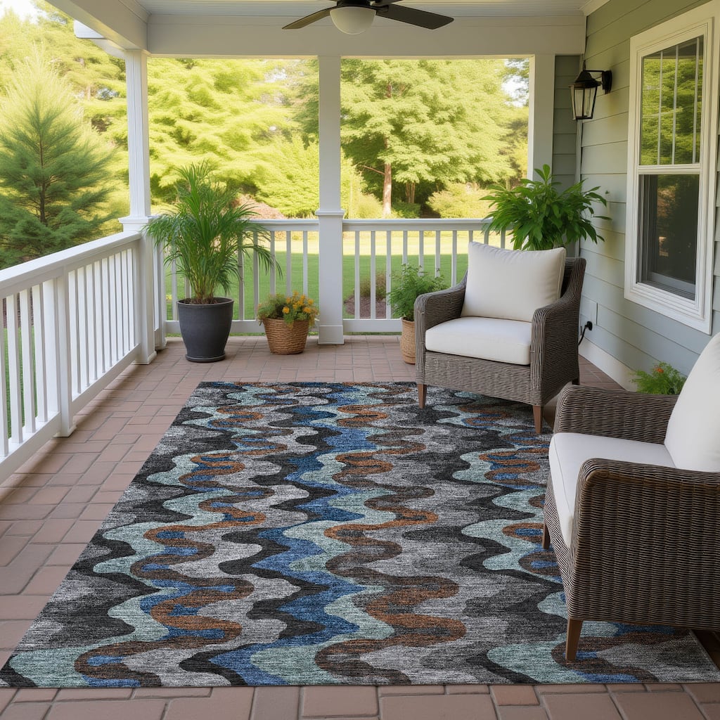 Machine Washable Indoor/ Outdoor Modern Mason Chantille Rug