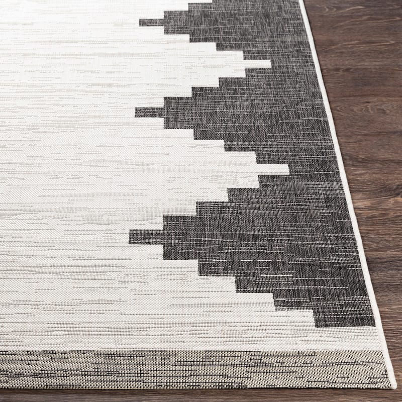 Livabliss Aleida Indoor/Outdoor Modern Area Rug