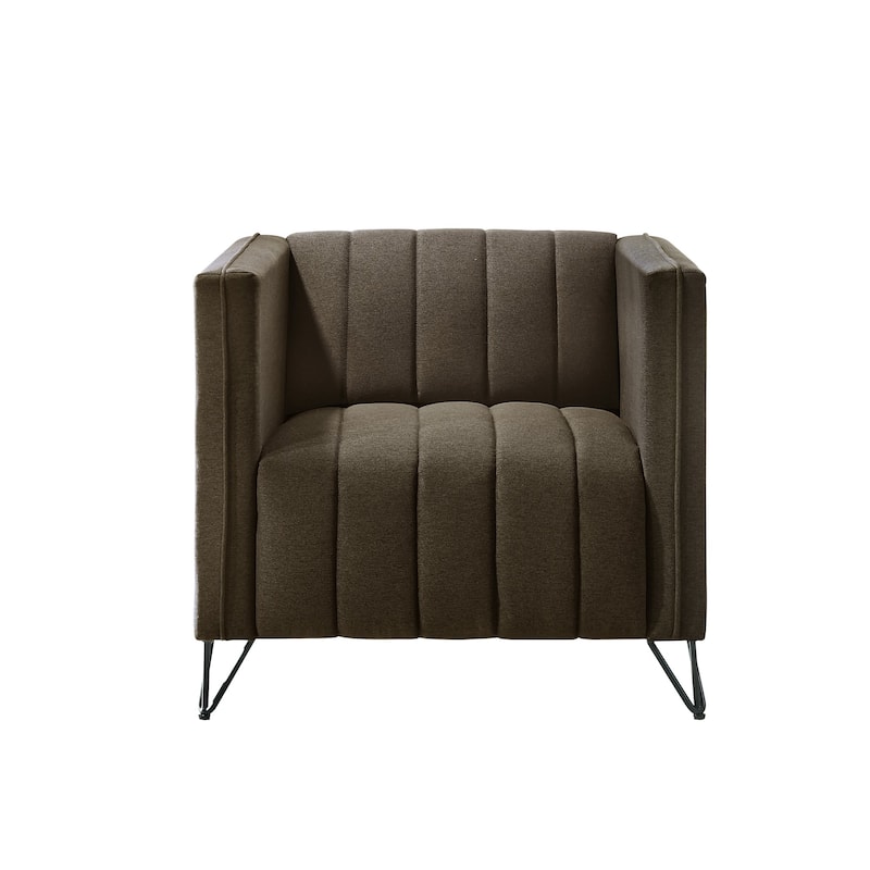 Clayfell Kurtis Square Arm Living Set