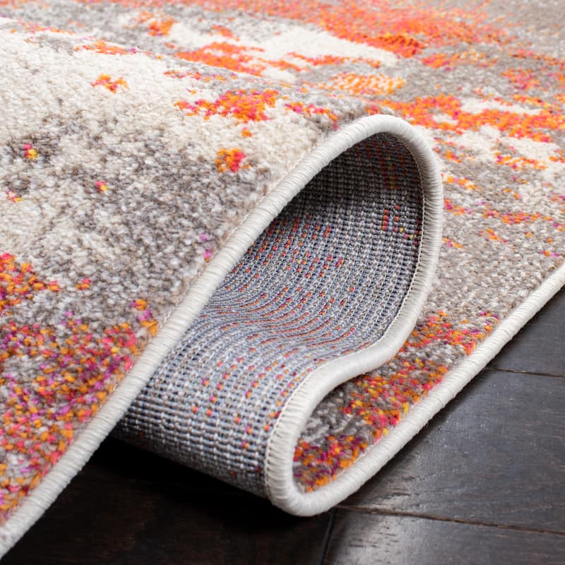 SAFAVIEH Madison Memnuna Modern Abstract Rug