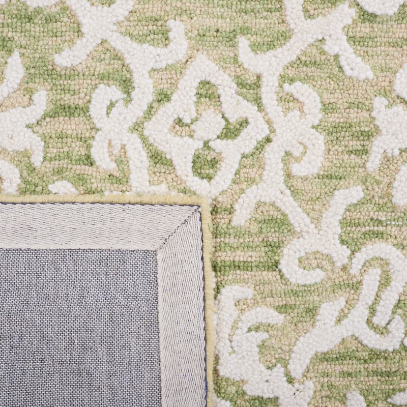 SAFAVIEH, Handmade Blossom Vesela Modern Floral Wool Rug