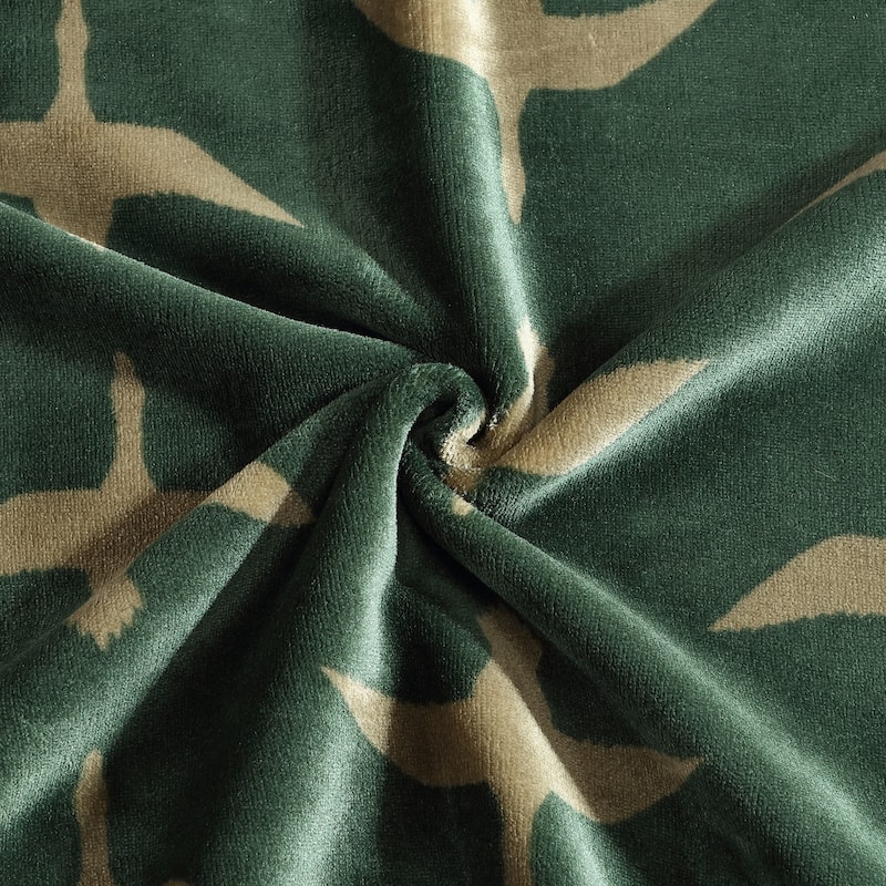 Eddie Bauer Printed Reversible Ultra Soft Plush Throw Blanket