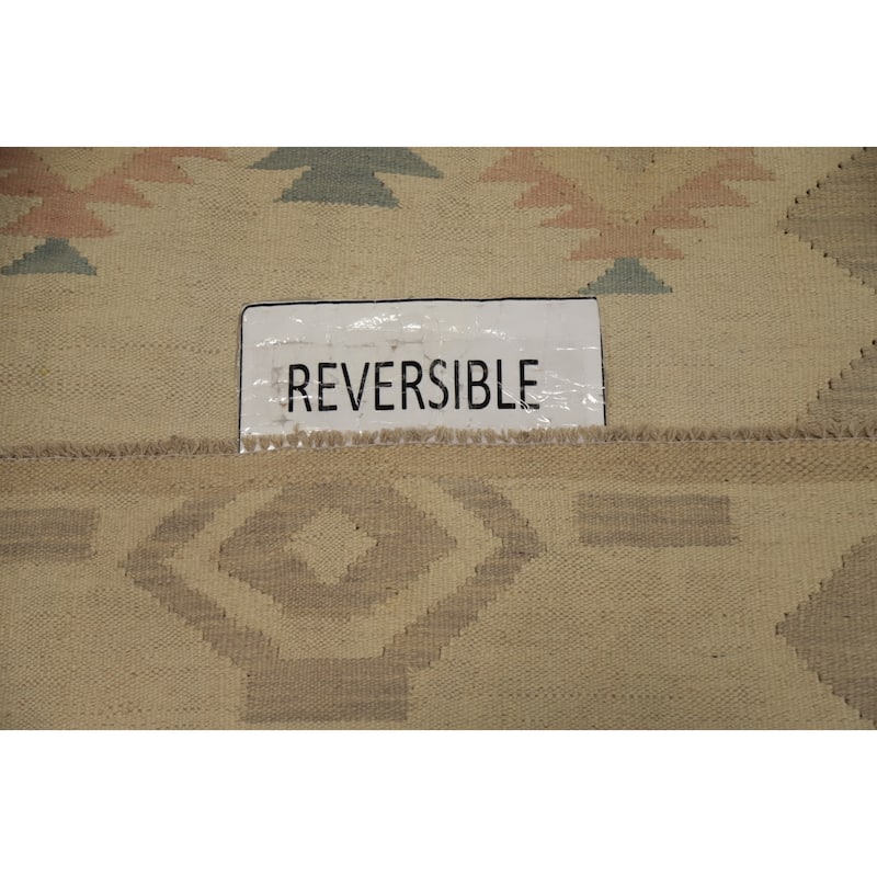 Hand Woven Oriental 100% Wool Carpet Southwestern Tribal Beige & Ivories Kilim Area Rug - 5' 9'' X 4' 1''
