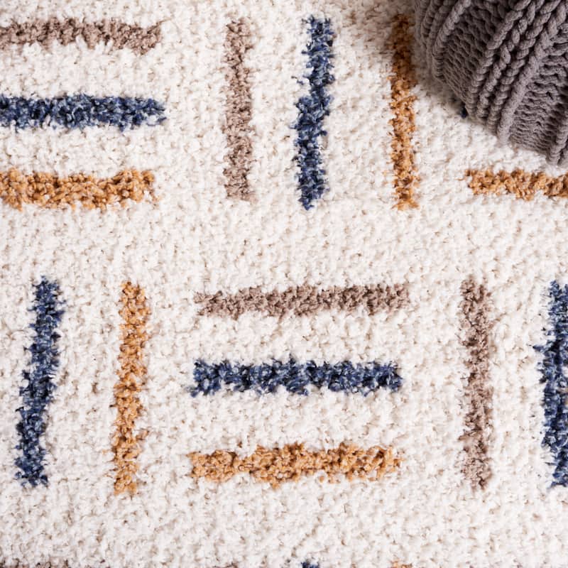 SAFAVIEH Calico Shag Tytti Geometric 1.5-inch Thick Rug