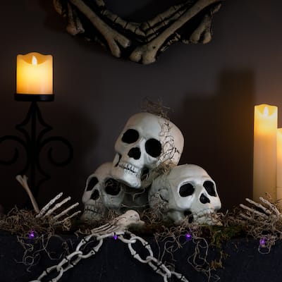 Bag of Skulls Halloween Decorations - 6" - Set of 3