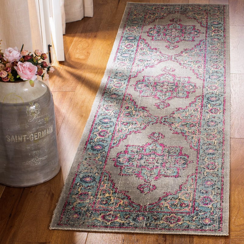 SAFAVIEH Artisan Misa Distressed Oriental Rug - 2'2" x 8' Runner - Light Grey/Light Blue