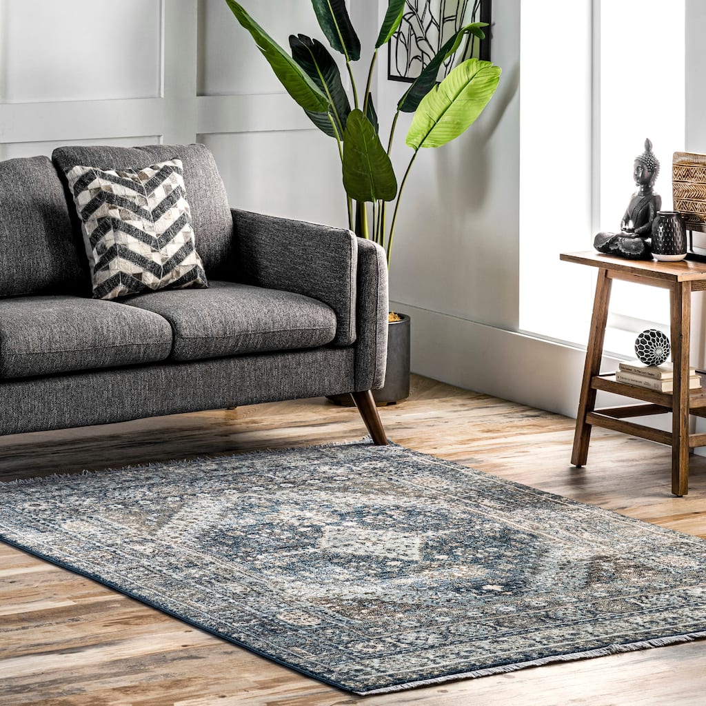Nuloom Vintage Melani Medallion Fringe Area Rug