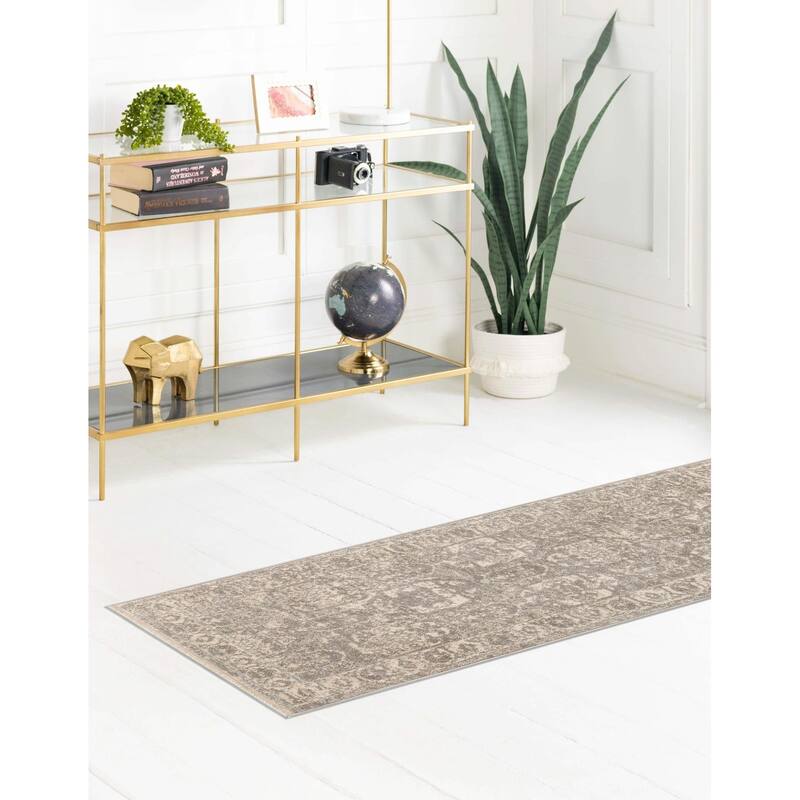 Traditional Nixa Collection Area Rug