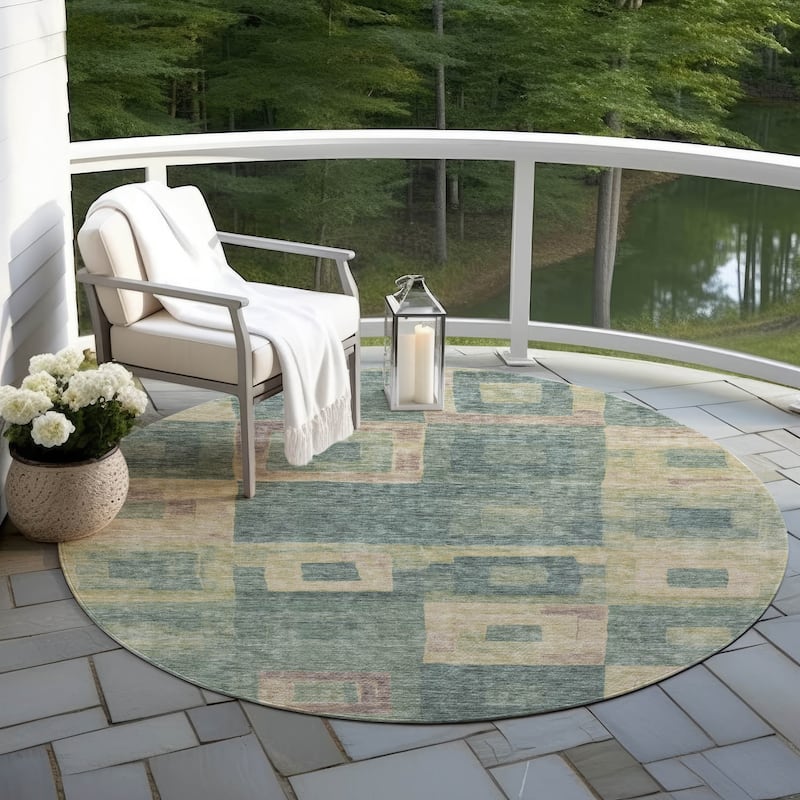 Machine Washable Indoor/ Outdoor Contemporary Blocks Chantille Rug