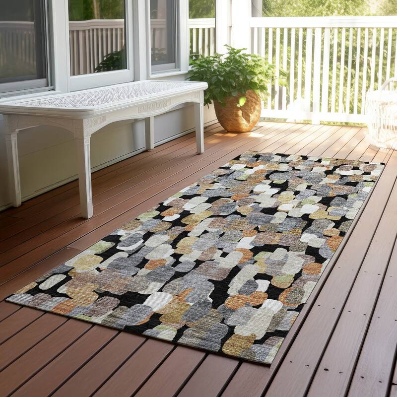 Machine Washable Indoor/ Outdoor Contemporary Drew Chantille Rug - Black - 2'3" x 7'6"