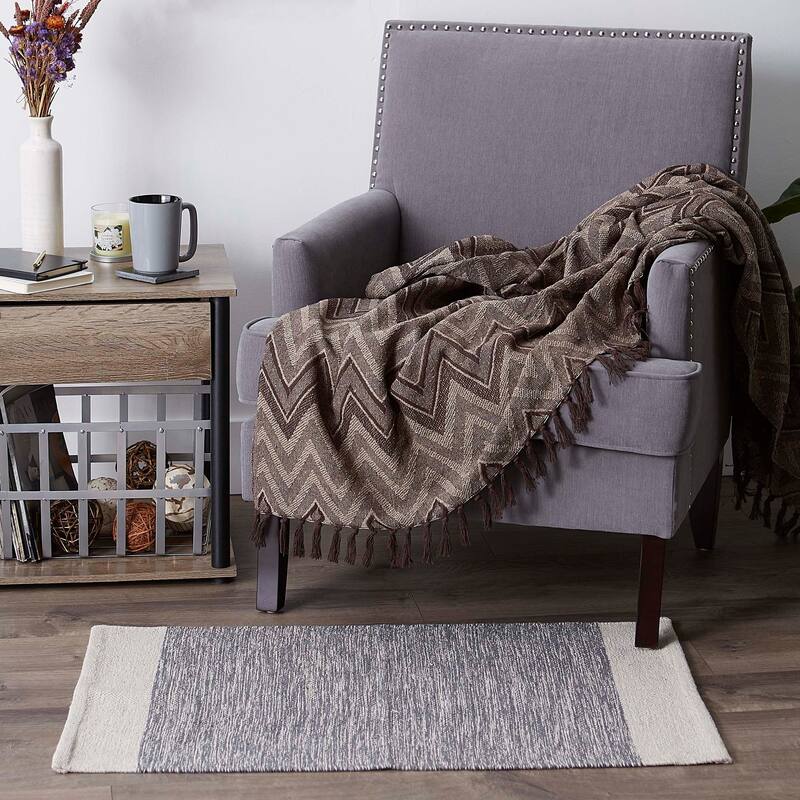 DII Zig-Zag Chevron Throw