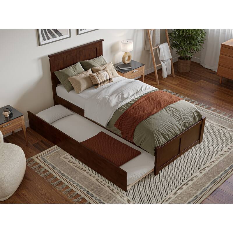 Nantucket Bed with Footboard and Twin Extra Long Trundle