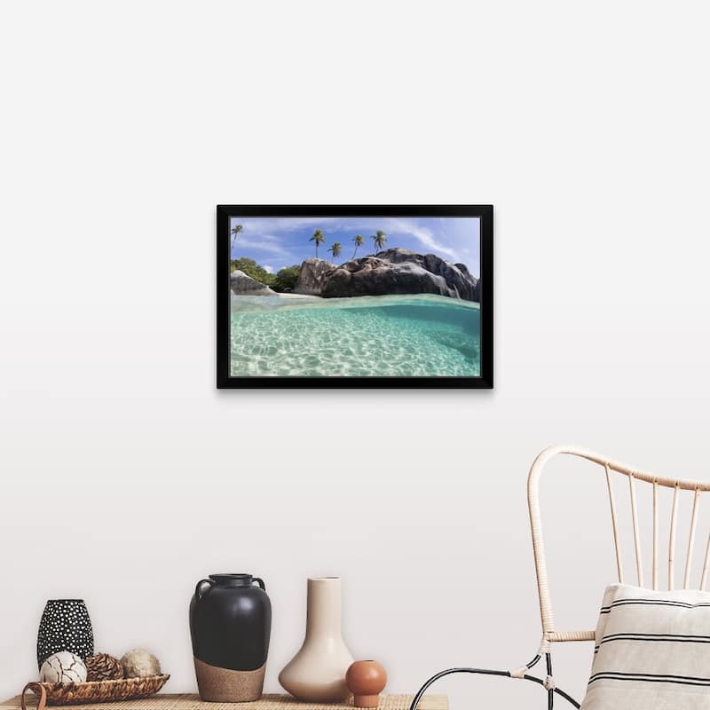 "Tropical palm tree paradise" Black Framed Print - 30 x 20
