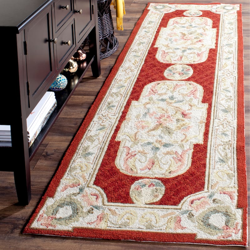 SAFAVIEH Handmade Easy Care Lynae Oriental Rug - 2'6" x 10' Runner - Ivory/Red