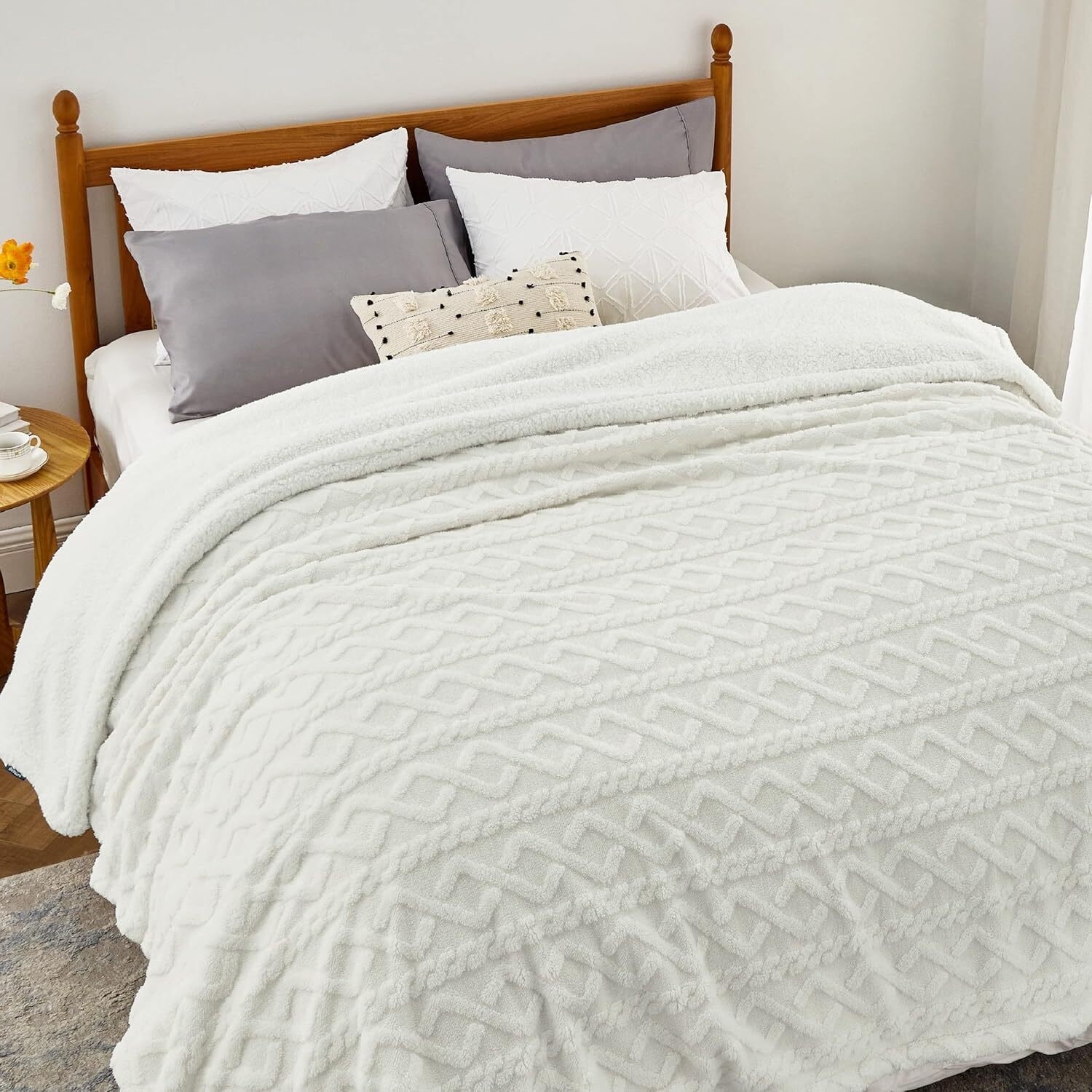 Fleece Soft Cozy Fuzzy Cable Blankets,Thick Warm for All Seasons -90x90 inch